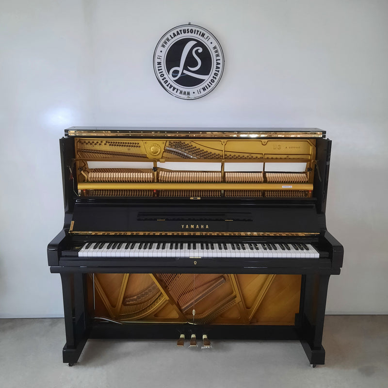 Yamaha U3