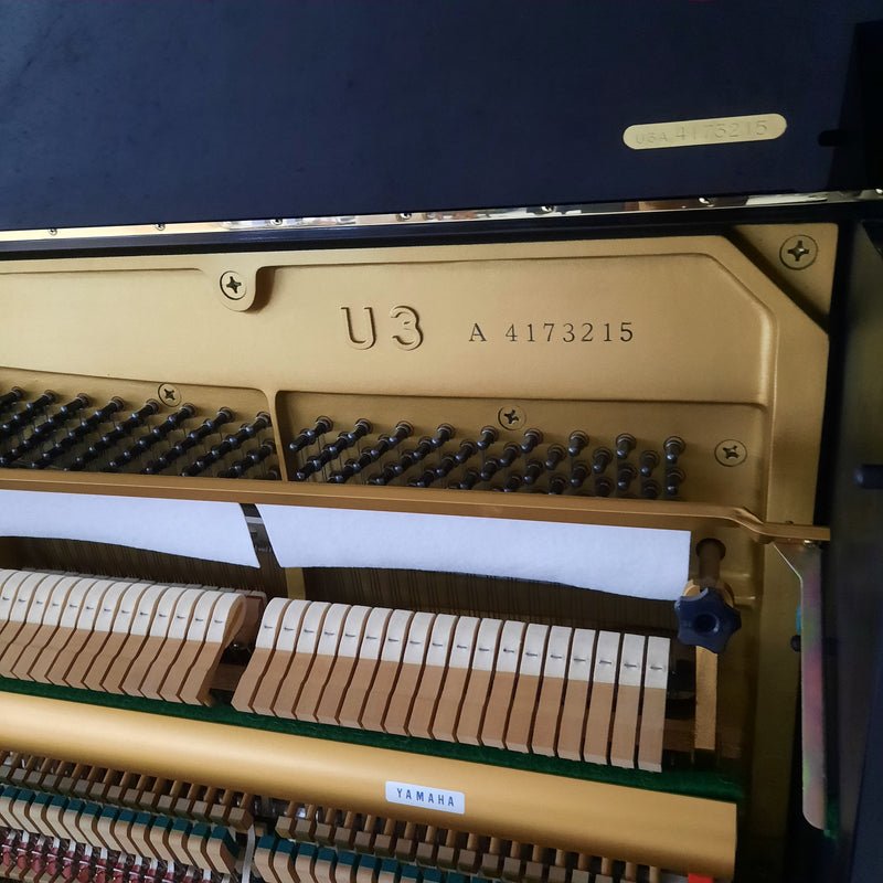 Yamaha U3