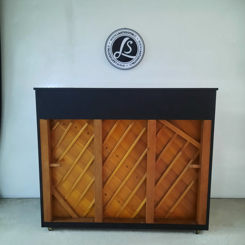 Yamaha U30A
