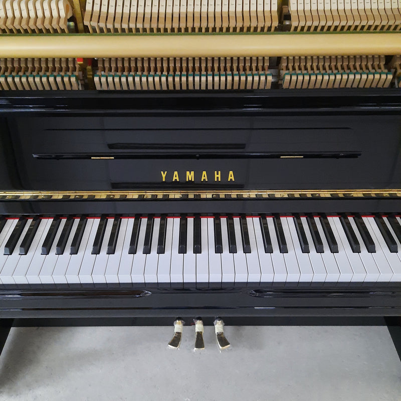 Yamaha U300S (ORIGINAL SILENT)
