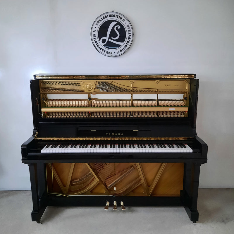 Yamaha U30BL