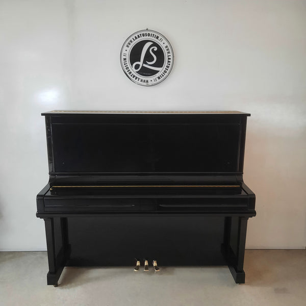 Yamaha U30A