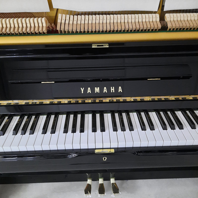 Yamaha U1