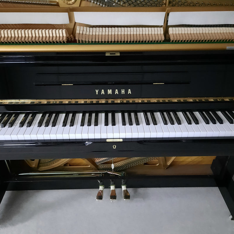 Yamaha U1