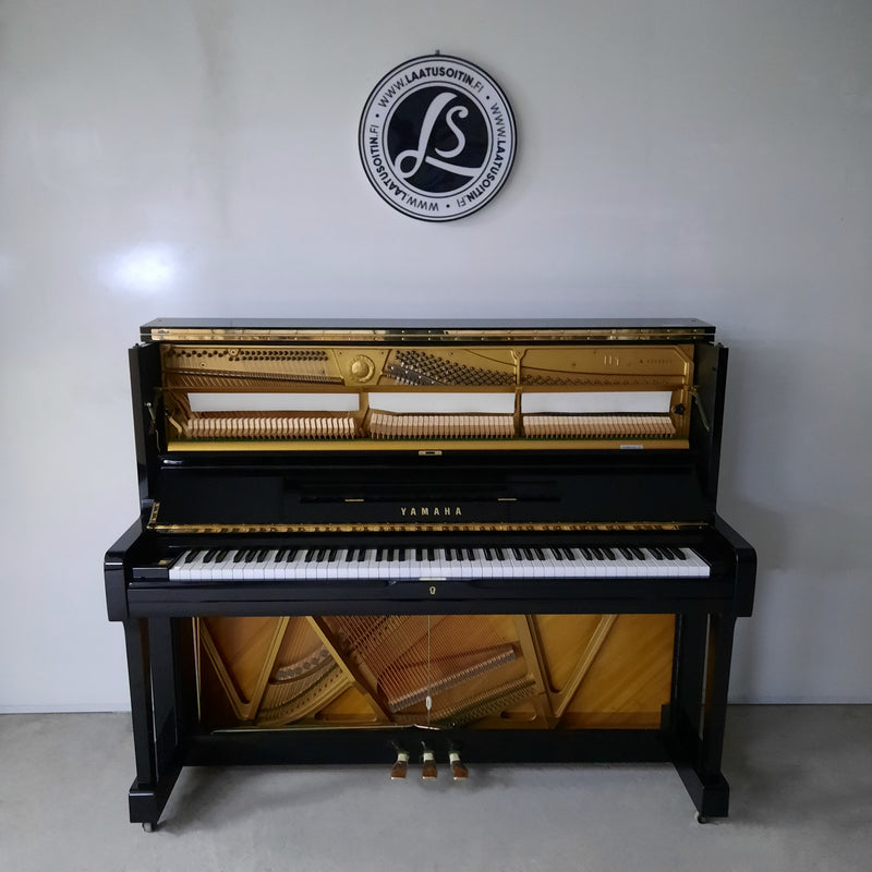 Yamaha U1