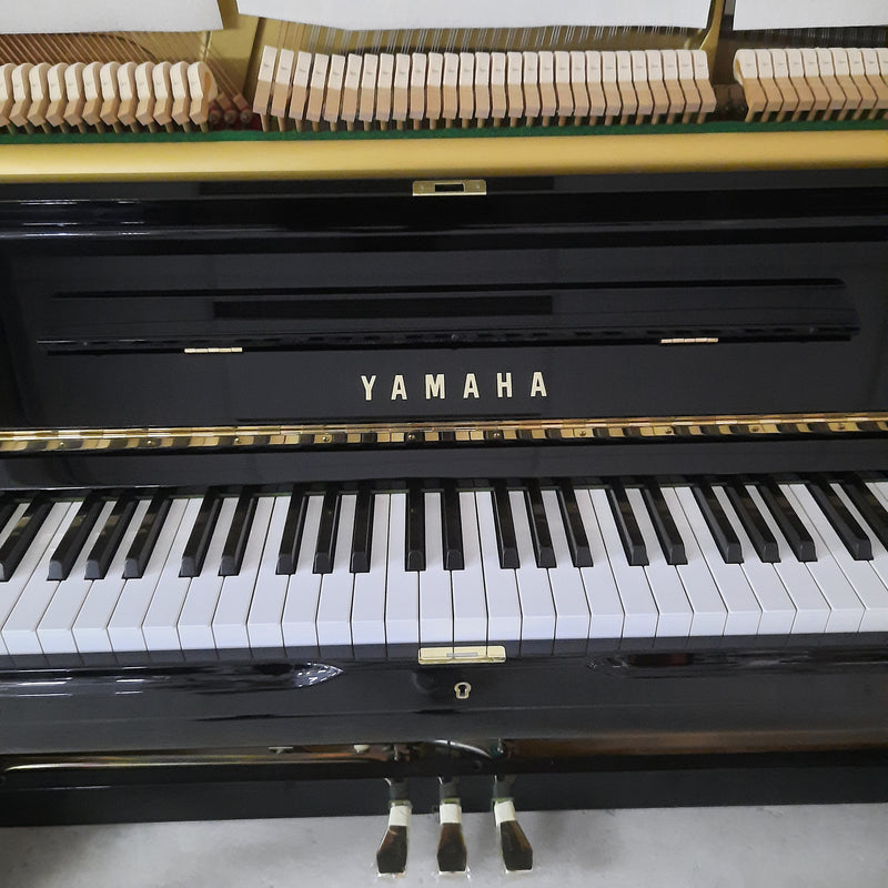 Yamaha U1