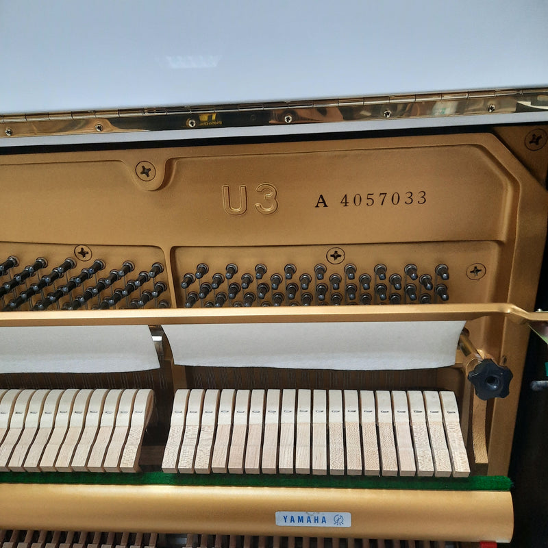 Yamaha U3