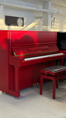 Yamaha U1 SPESIAALIVÄRI (Ruby Red)