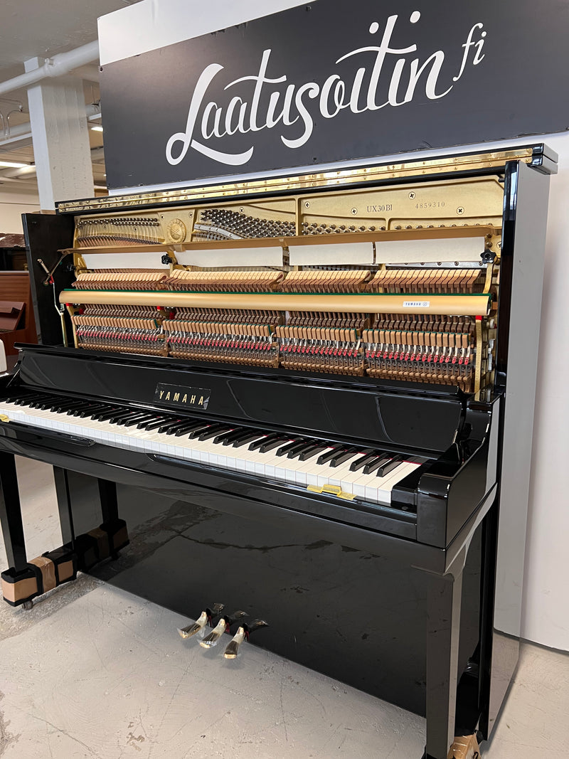 Yamaha UX30BL