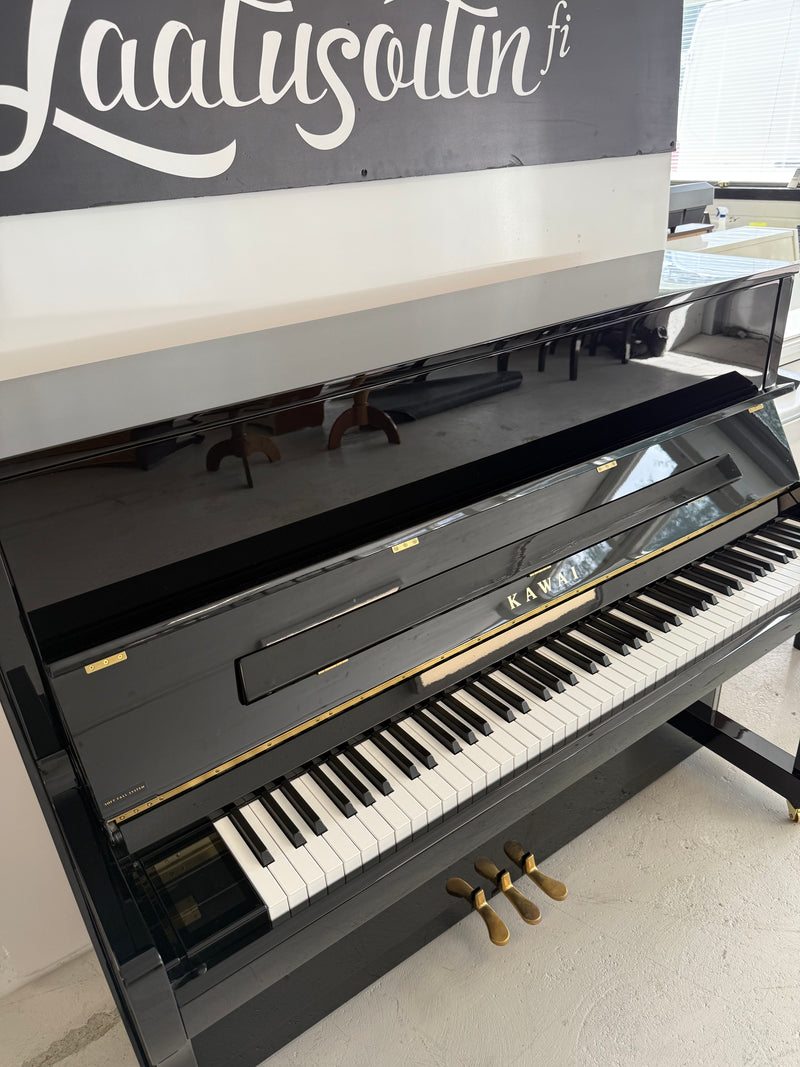 Kawai K-300 ATX3 silentpiano, käytetty