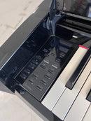 Yamaha CLP-585, käytetty digitaalipiano