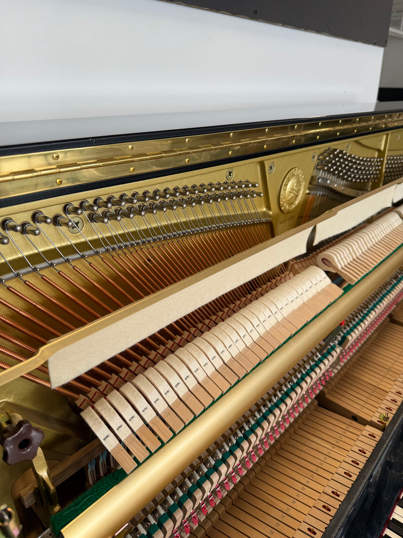 Yamaha U1