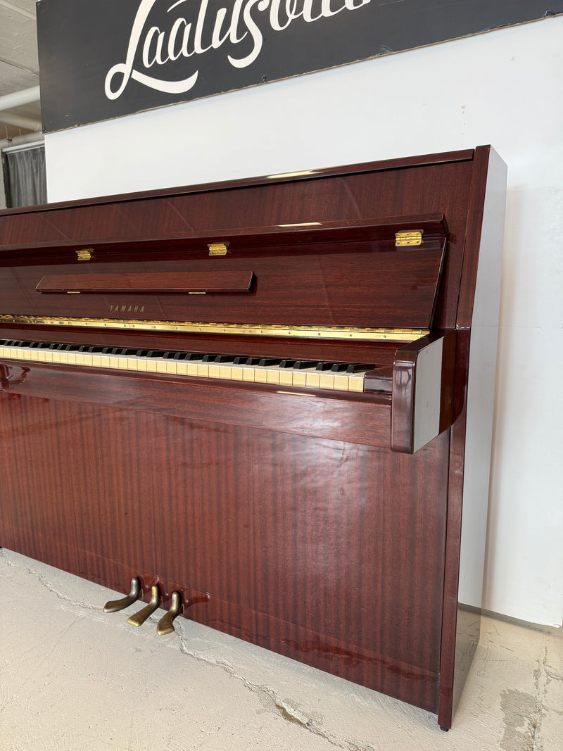Yamaha M1J