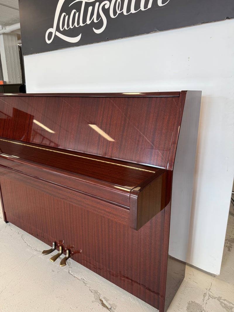 Yamaha M1J