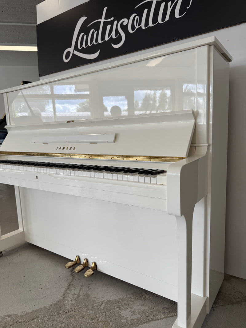 Yamaha U1A