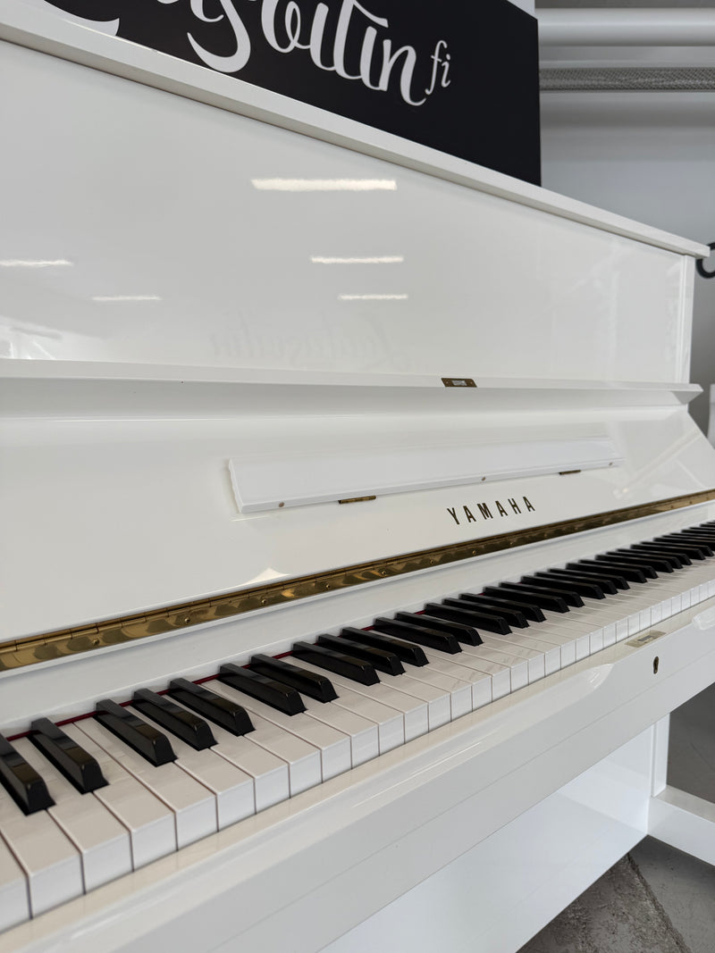 Yamaha U1A