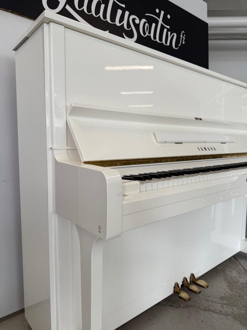 Yamaha U1A