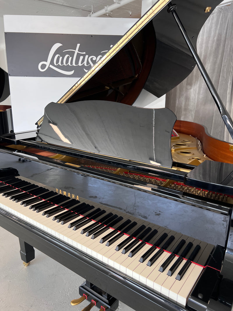 Yamaha C3