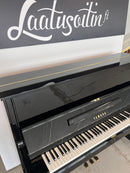 Yamaha U1