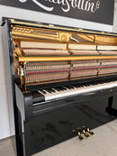 Yamaha U1