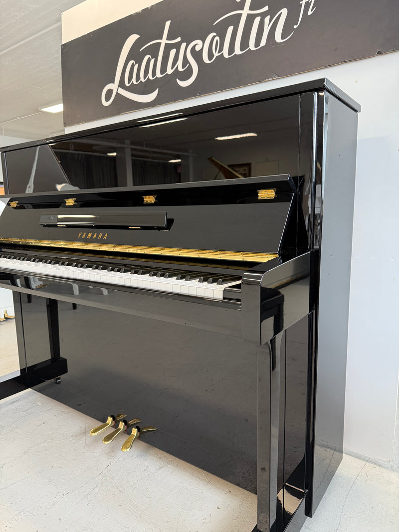 Yamaha B3