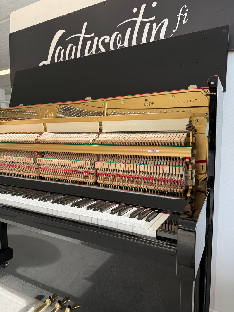 Yamaha B3