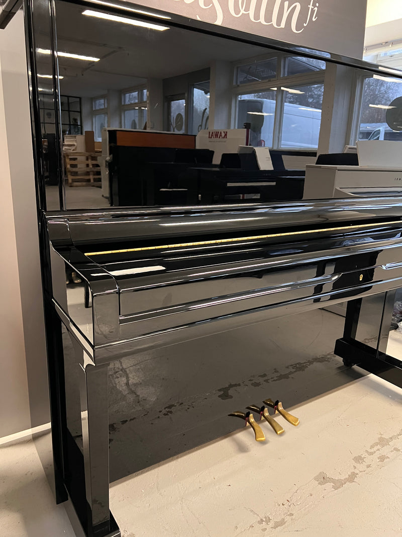 Yamaha U3S