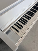 Yamaha CLP-775 valkoinen, käytetty