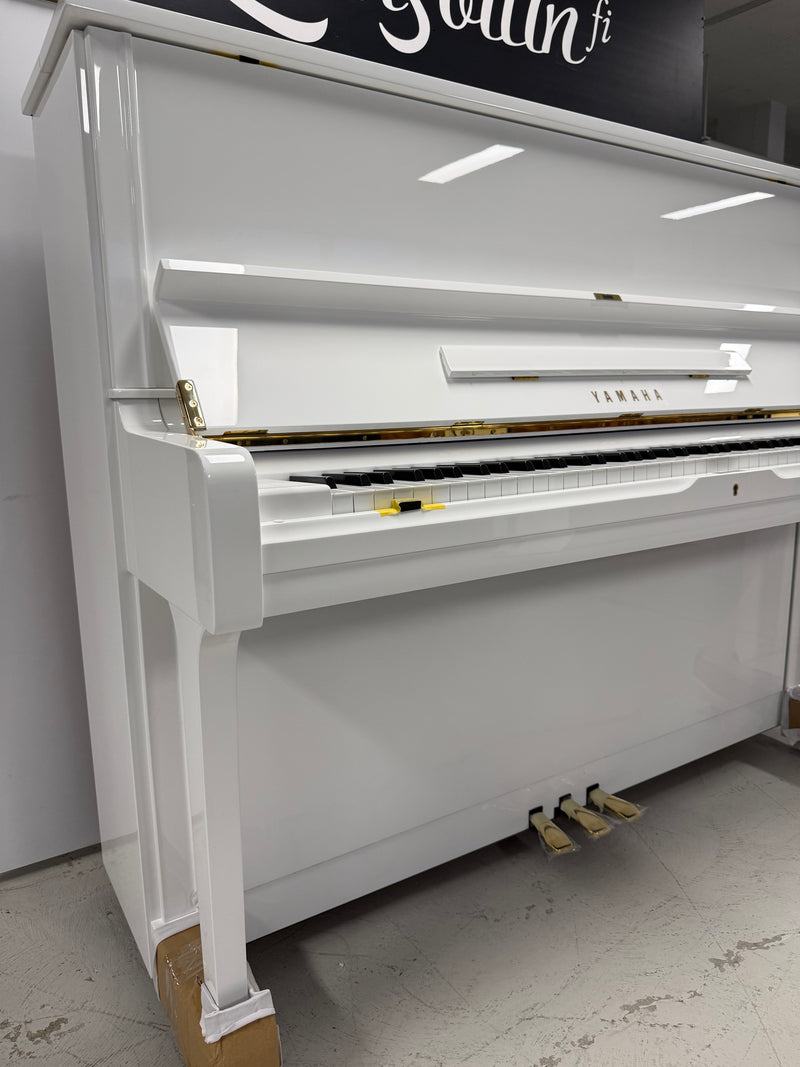 Yamaha U1
