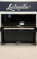 Yamaha U30A