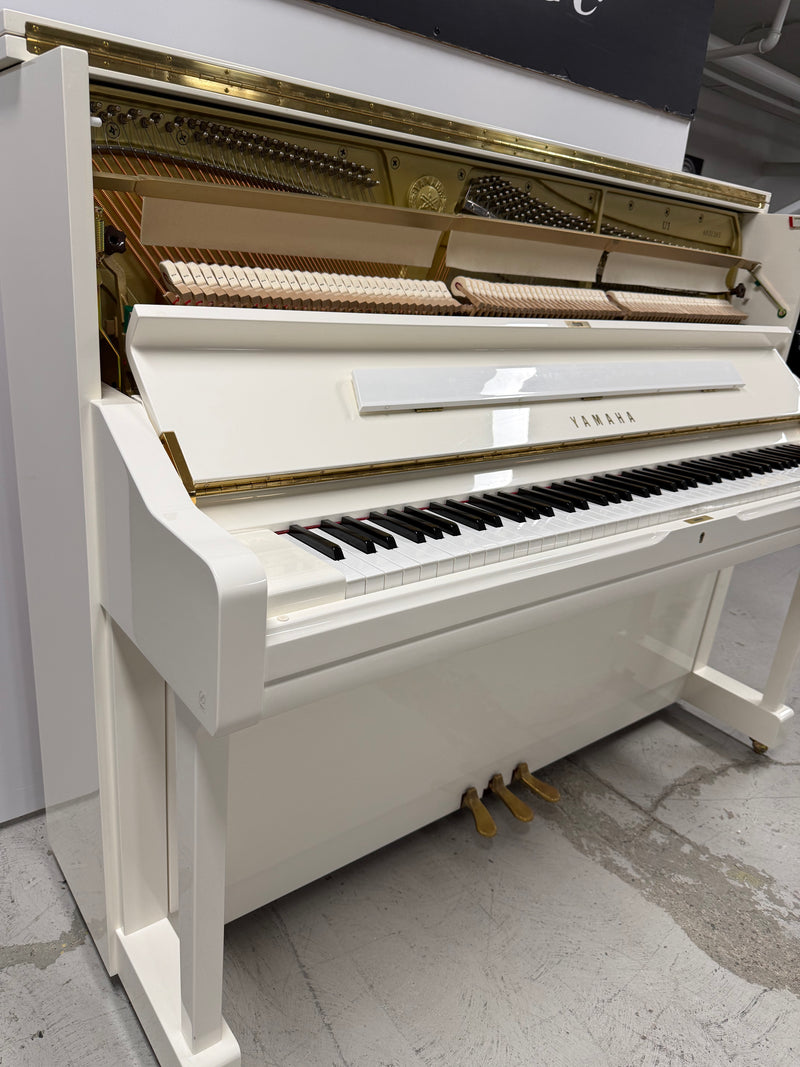 Yamaha U1