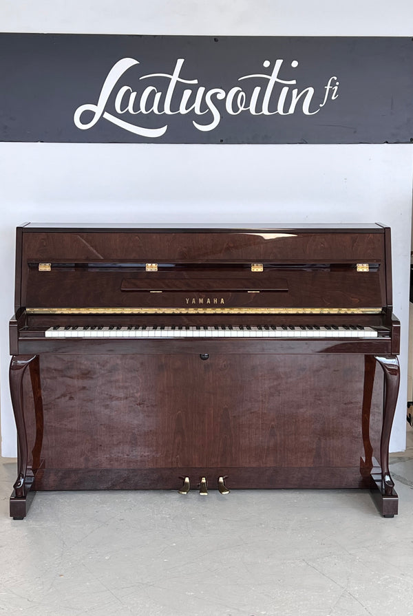 Yamaha M108 Chippendale