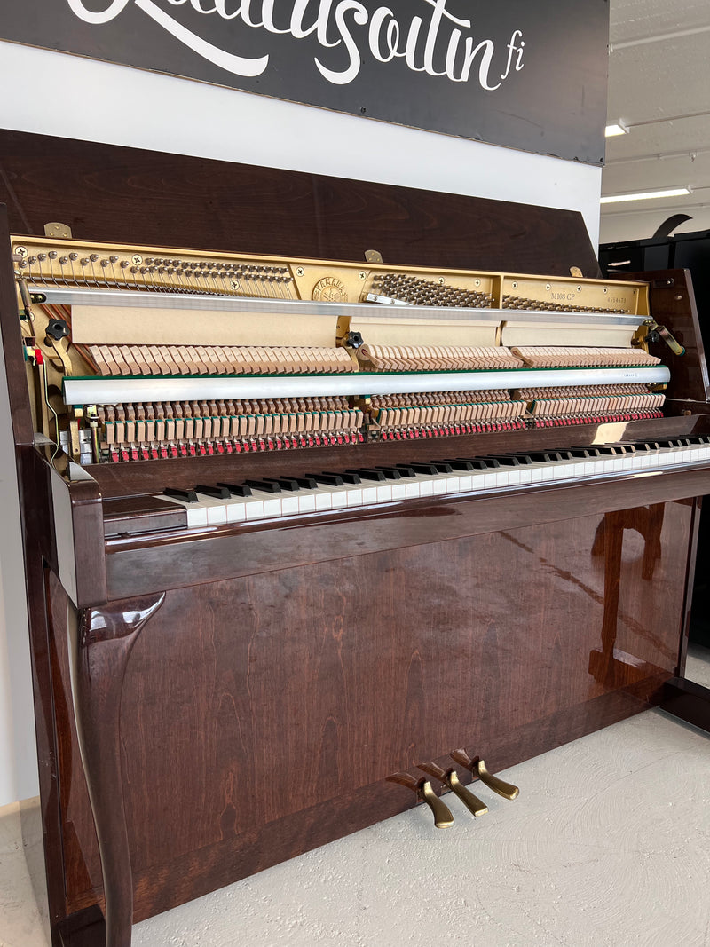 Yamaha M108 Chippendale