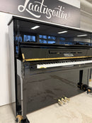 Yamaha U1