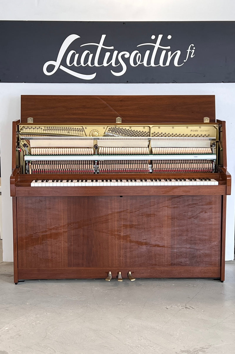 Yamaha P114N