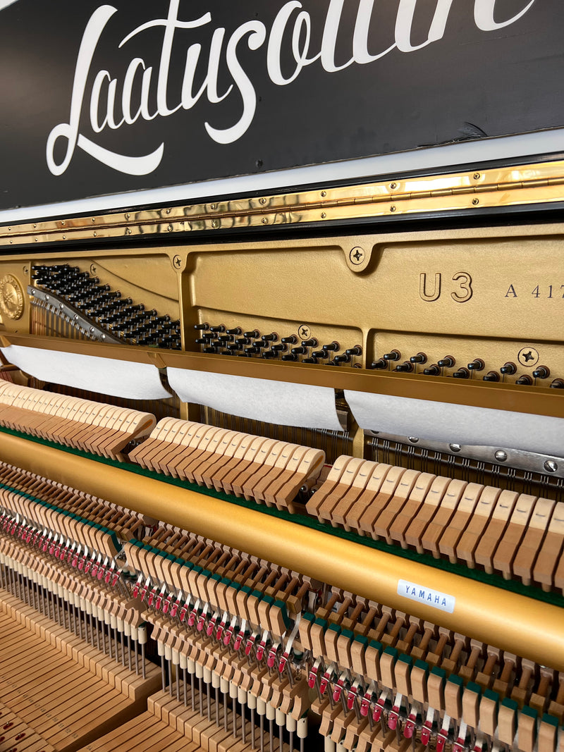 Yamaha U3