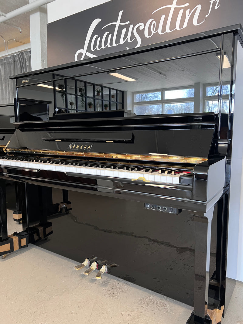 Yamaha U300S (ORIGINAL SILENT)