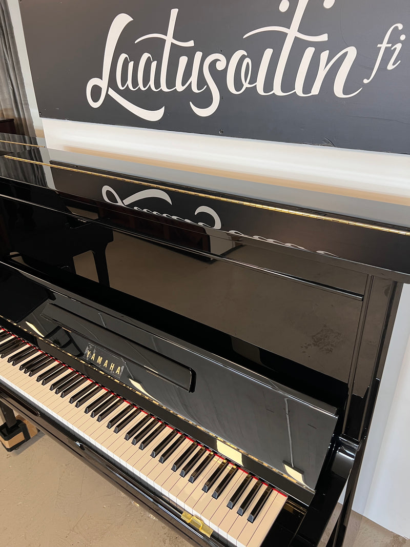 Yamaha U300S (ORIGINAL SILENT)