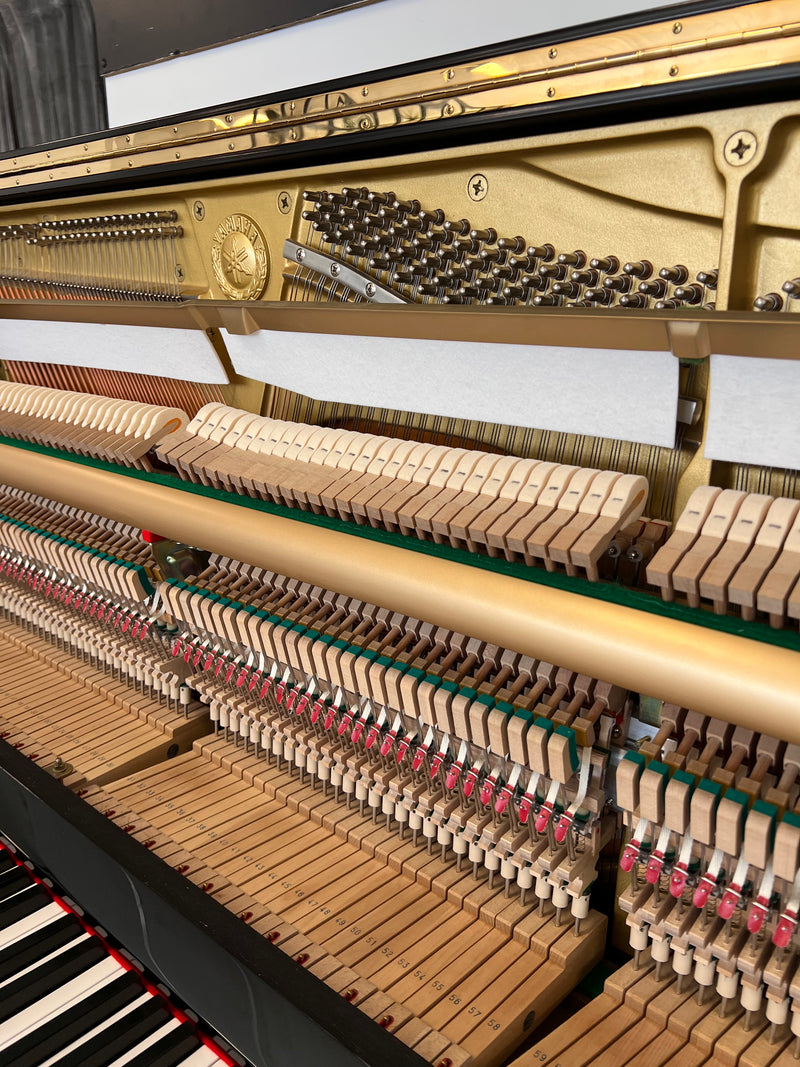 Yamaha U100
