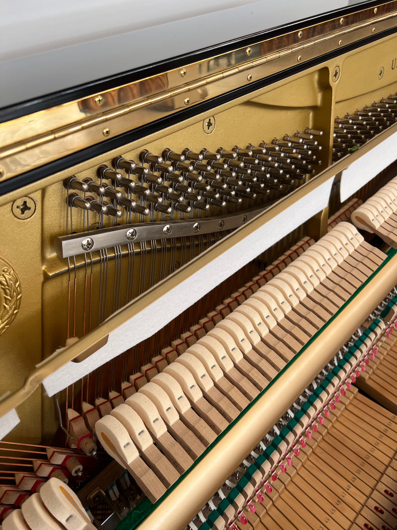 Yamaha U100