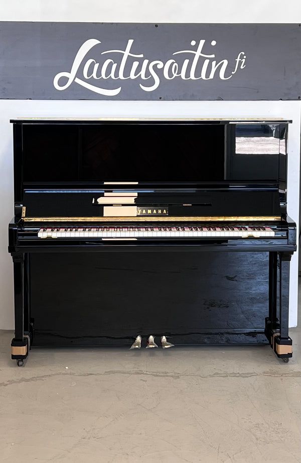 Yamaha U30BL