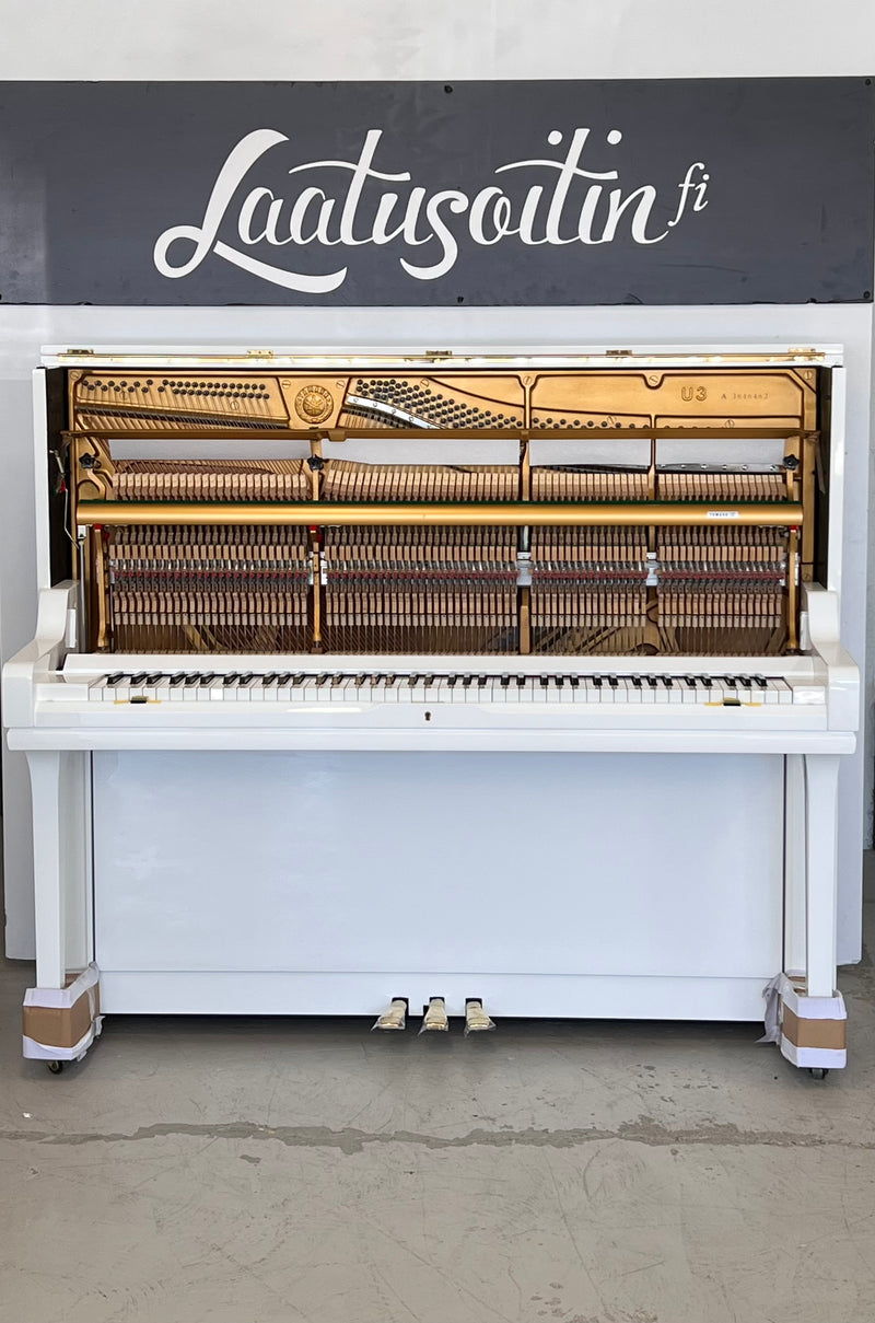 Yamaha U3