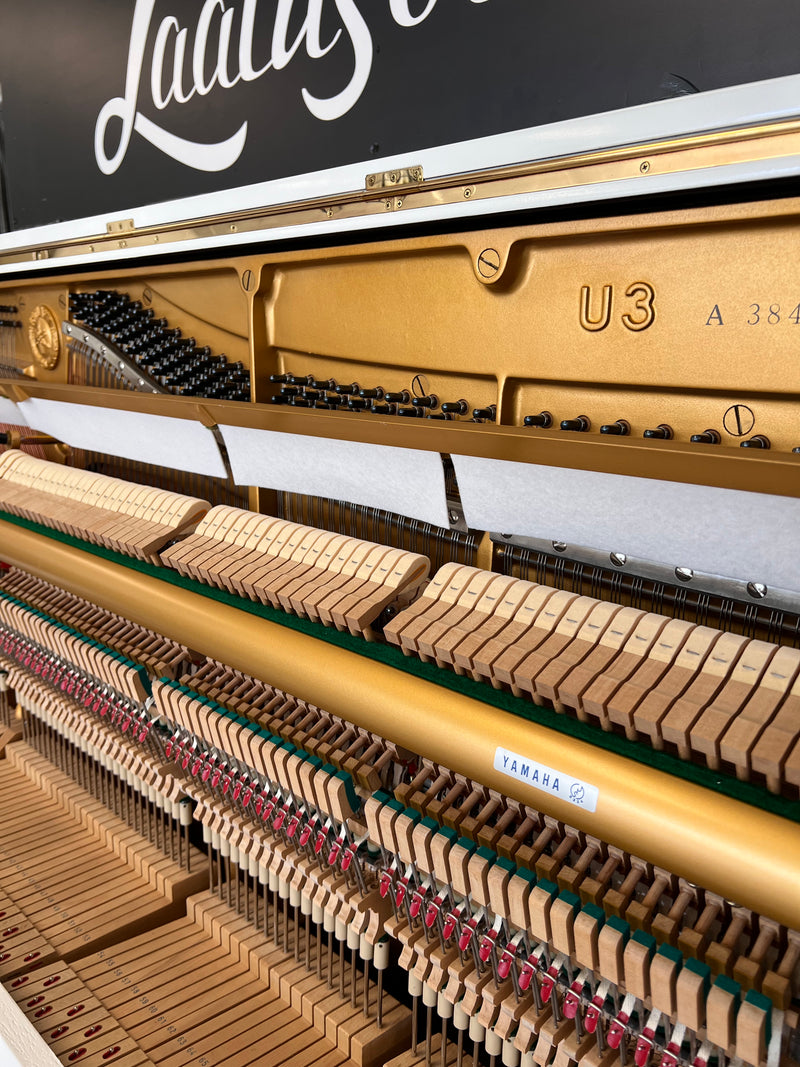 Yamaha U3