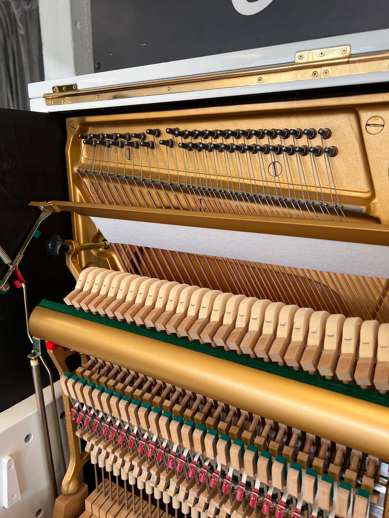 Yamaha U3