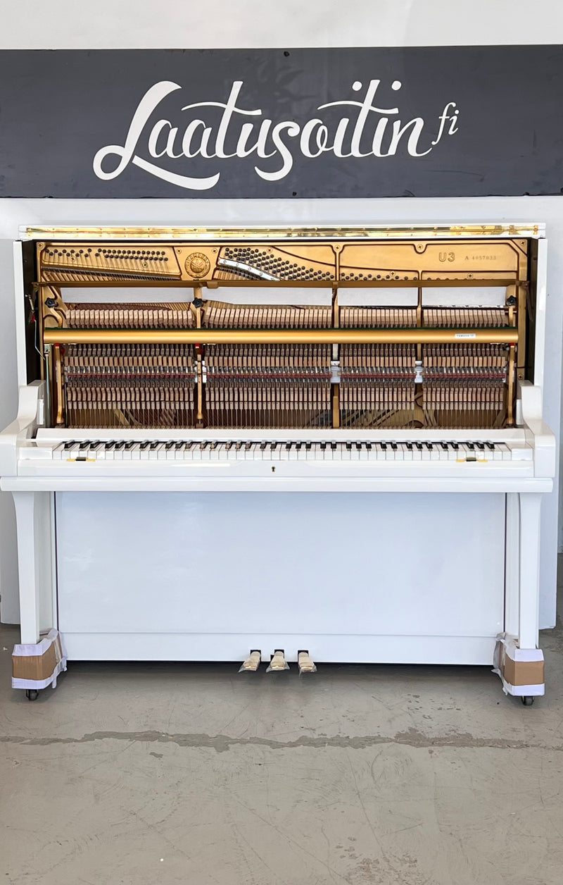 Yamaha U3