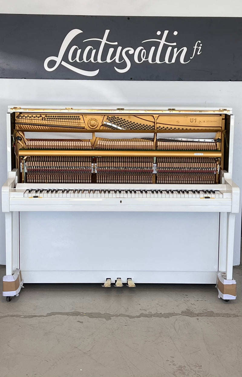 Yamaha U1