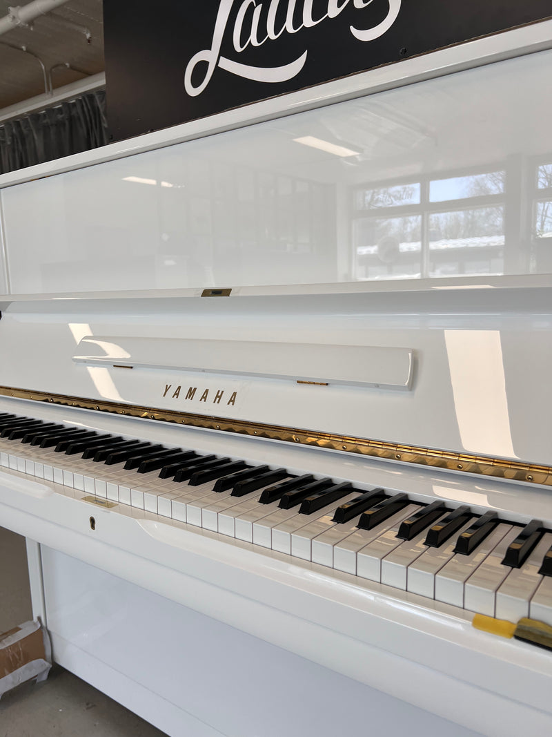 Yamaha U1