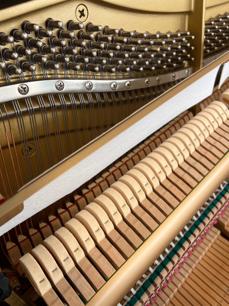 Yamaha U30A