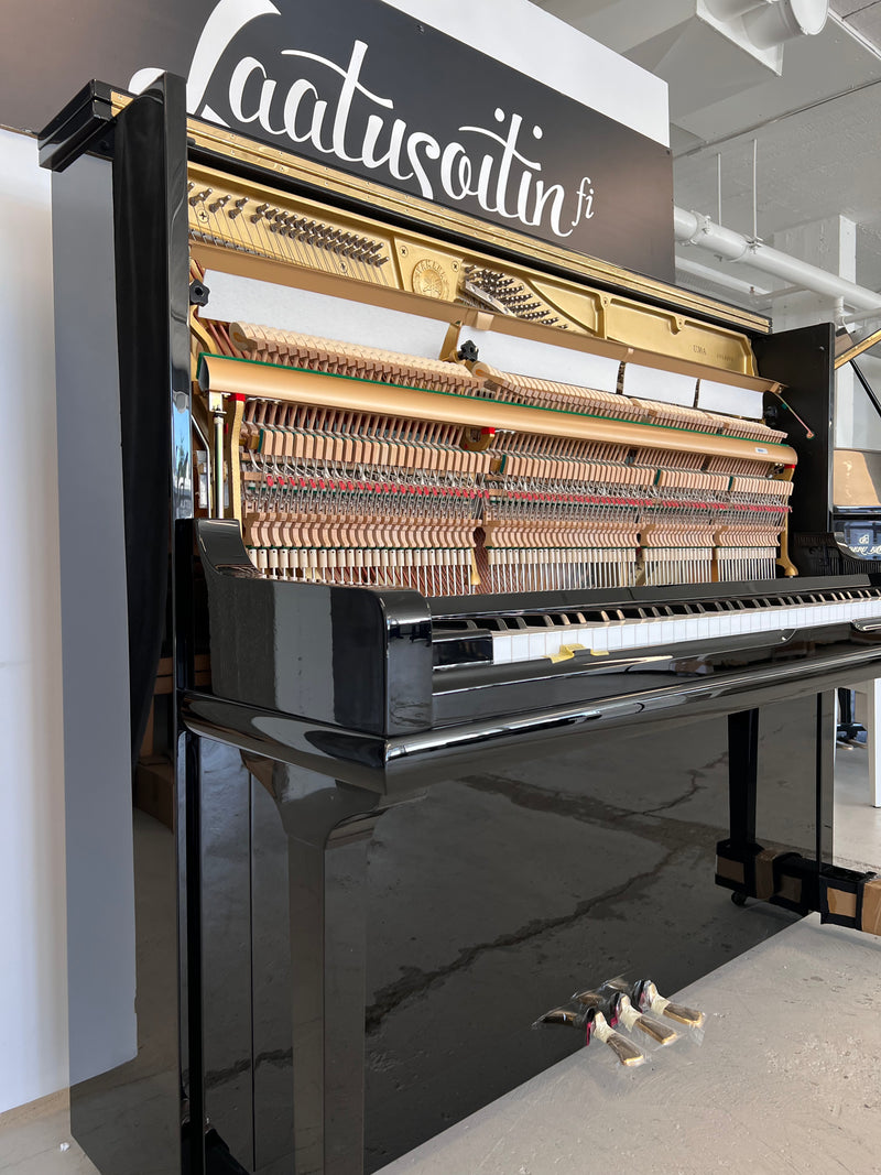Yamaha U30A