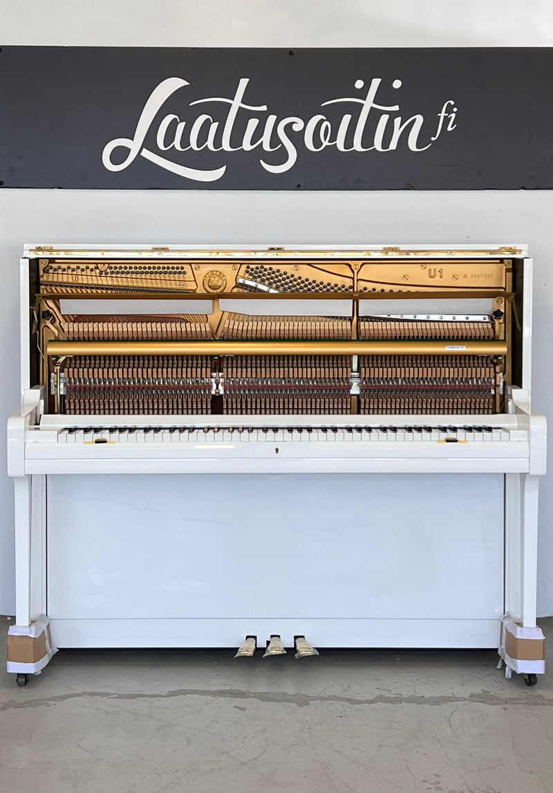 Yamaha U1